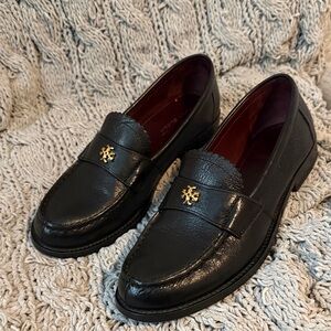 Tory Burch Black Leather Loafers - Size 5.5
